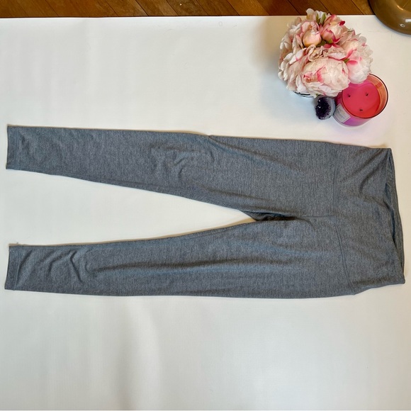 90 Degree by Reflex - Light Gray Leggings - Size - Small - Picture 4 of 5